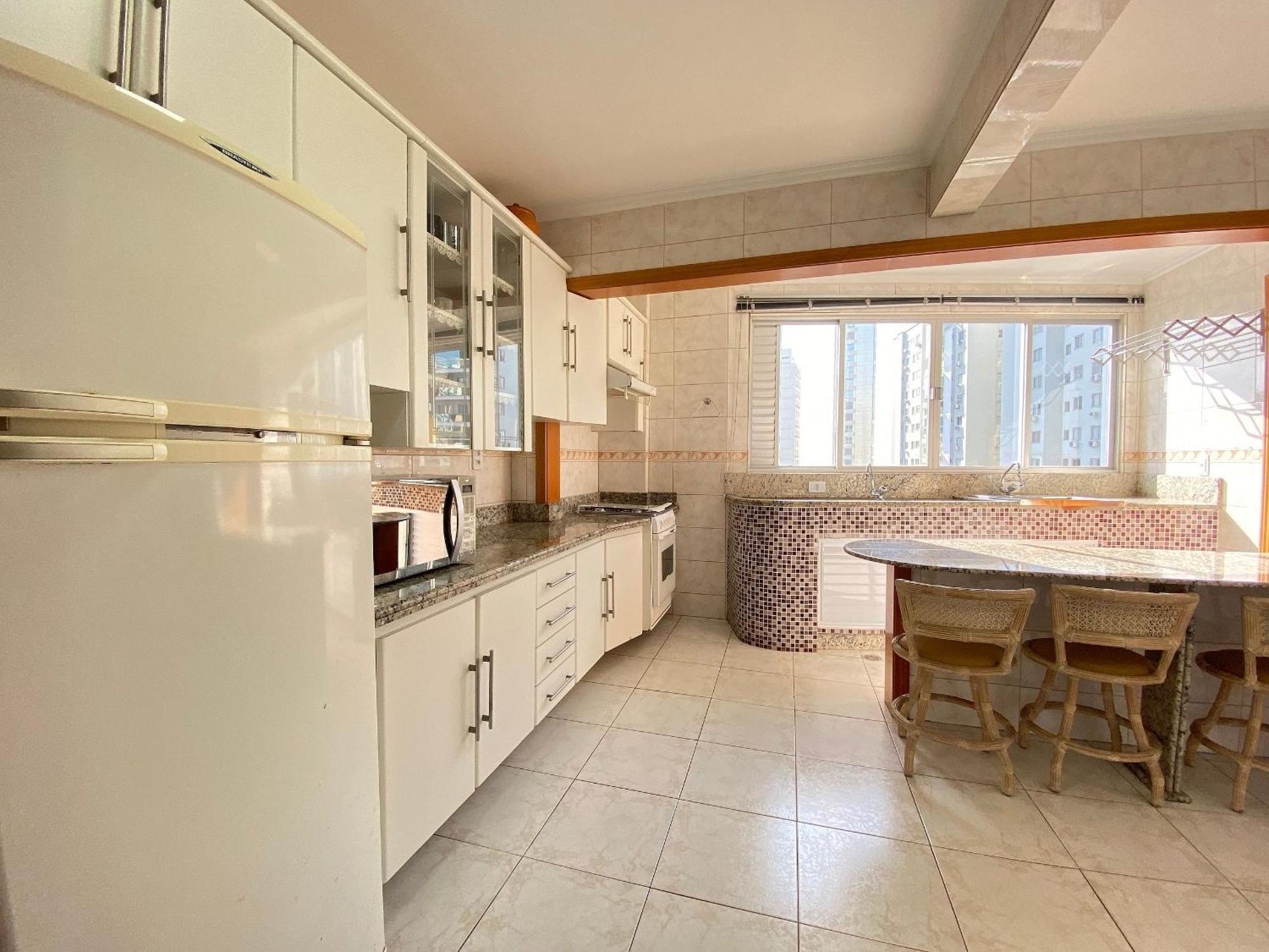 Prg82 - Climatizado, 3 Dorm, Prox Av Brasil, Amplo Apartamento Balneário Camboriú